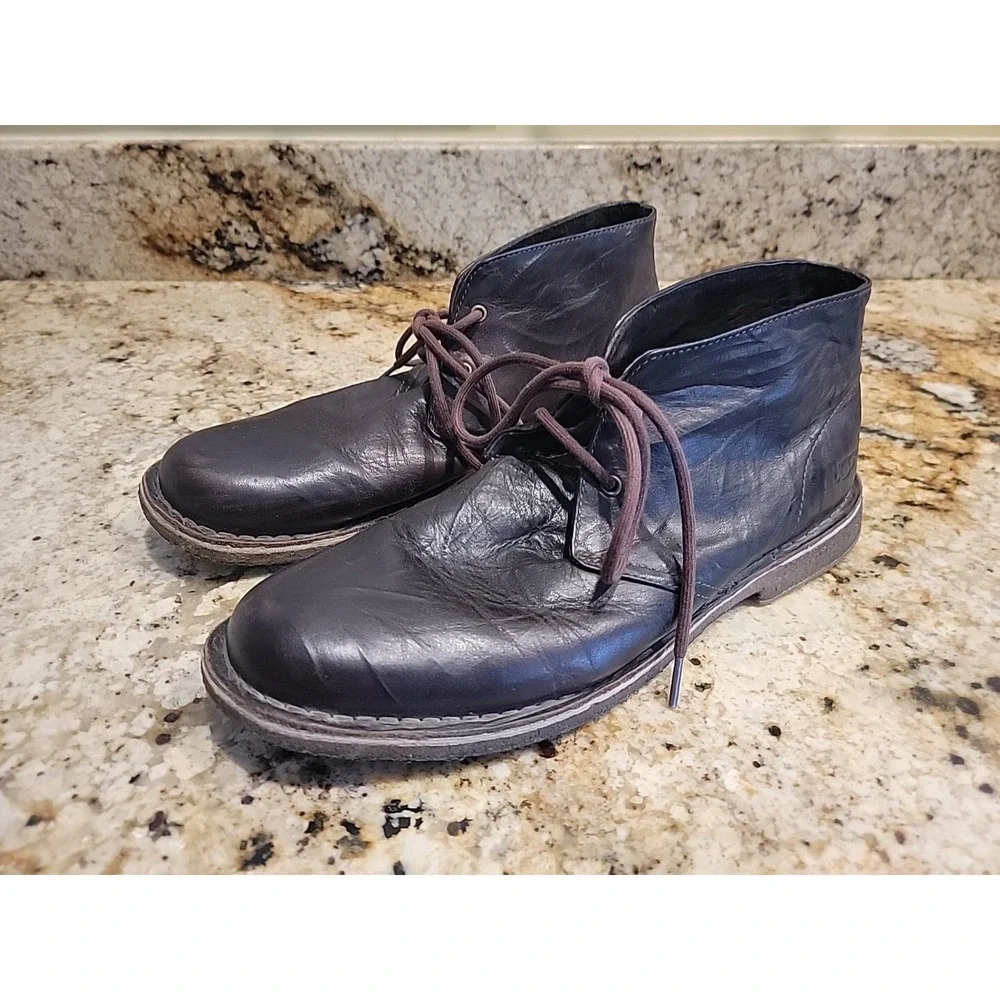UGG Mens Size 12 Leighton Chocolate Brown Crinkled Leather Lace-Up Chukka Boots